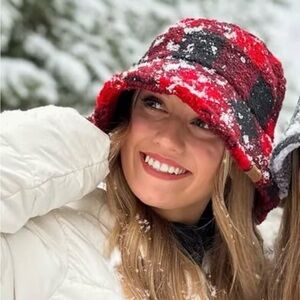 NWT Buffalo Check Sherpa C.C Bucket Hat Red and Black One size